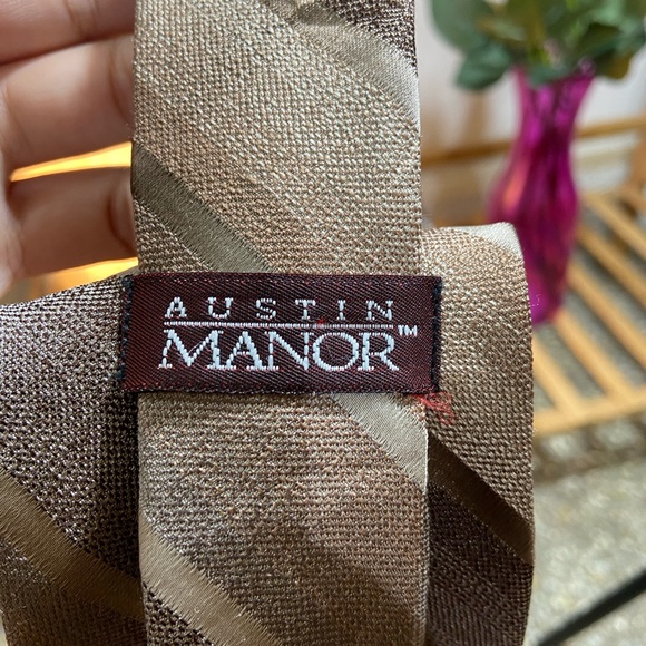 Austin Manor Men’s Neck Tie - Picture 7 of 7